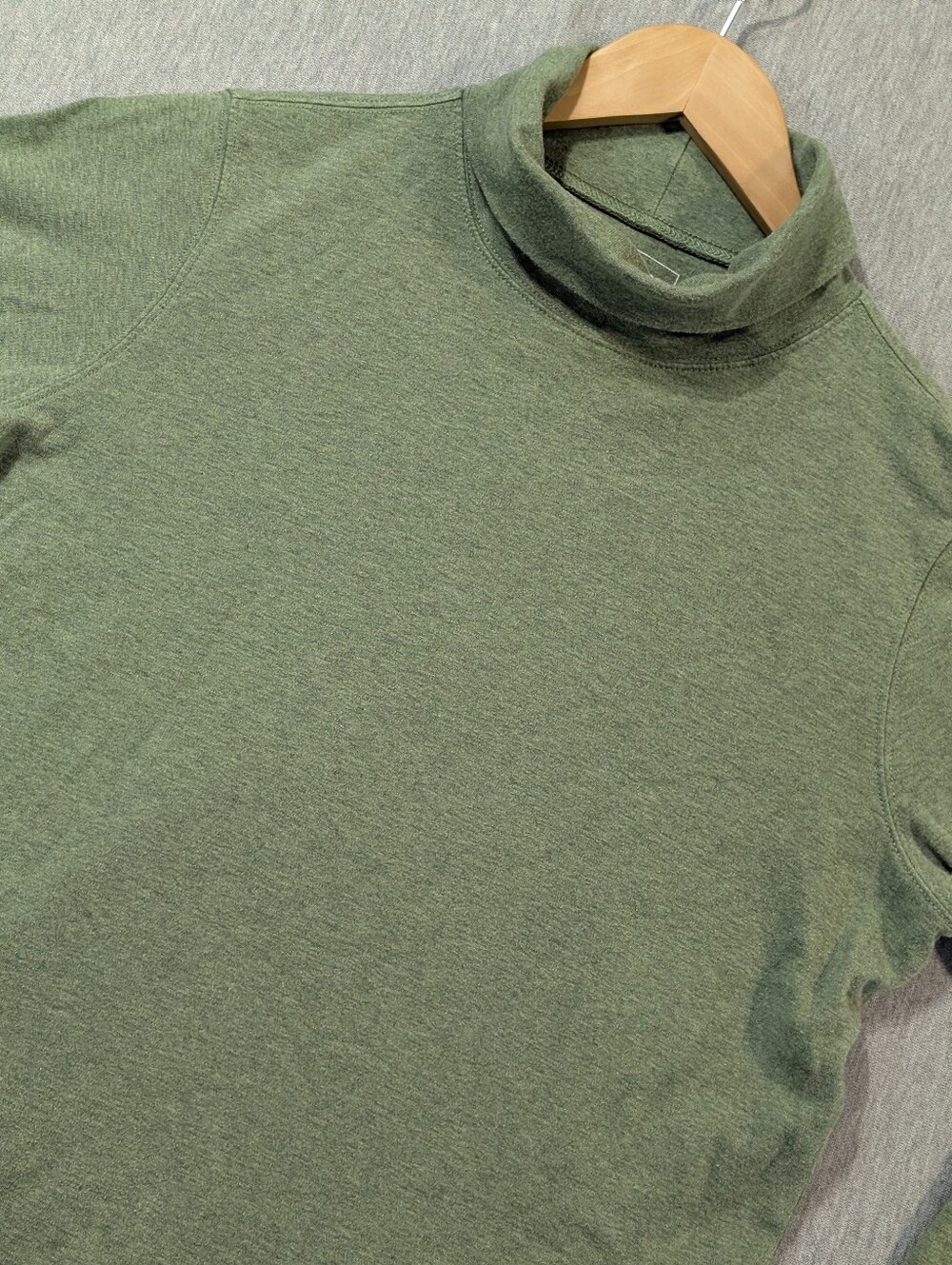 L.L. Bean Cotton Turtle Neck Pullover Women's Large Pet Green